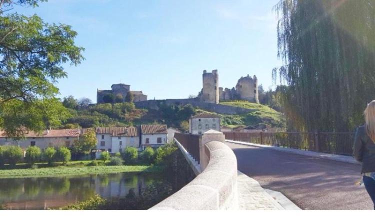 Gite Des Lavandes Oradour-Fanais Bagian luar foto